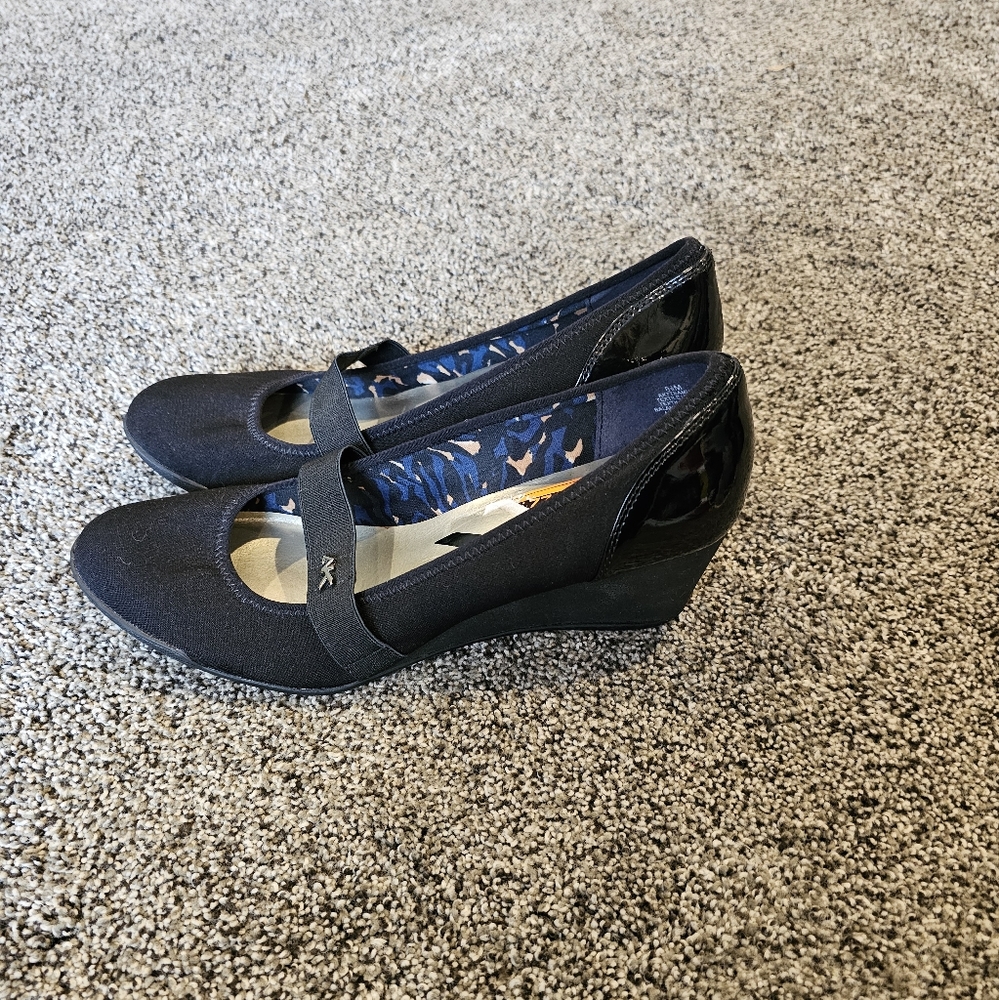 Anne Klein dress shoes